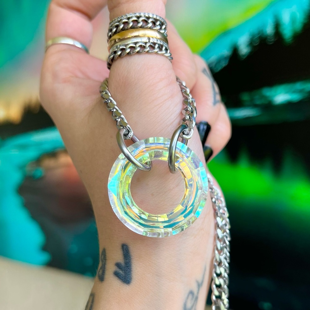 Rainbow Crystal necklace . Swarovski iridescent circle steel cuban chain choker - Picture 14 of 16